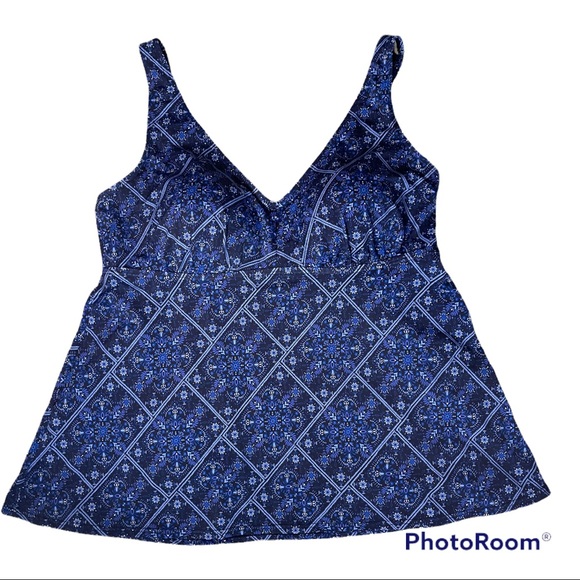 Swimsuits For All Tankini Top - Picture 1 of 7